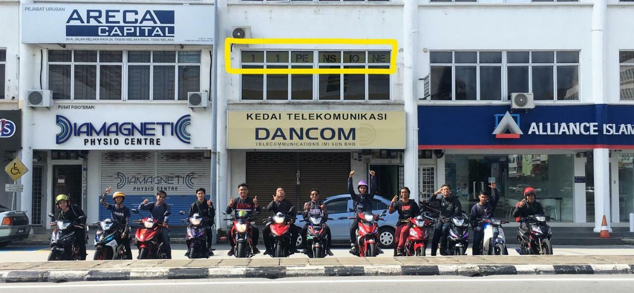 11 Pensione Malacca Extérieur photo